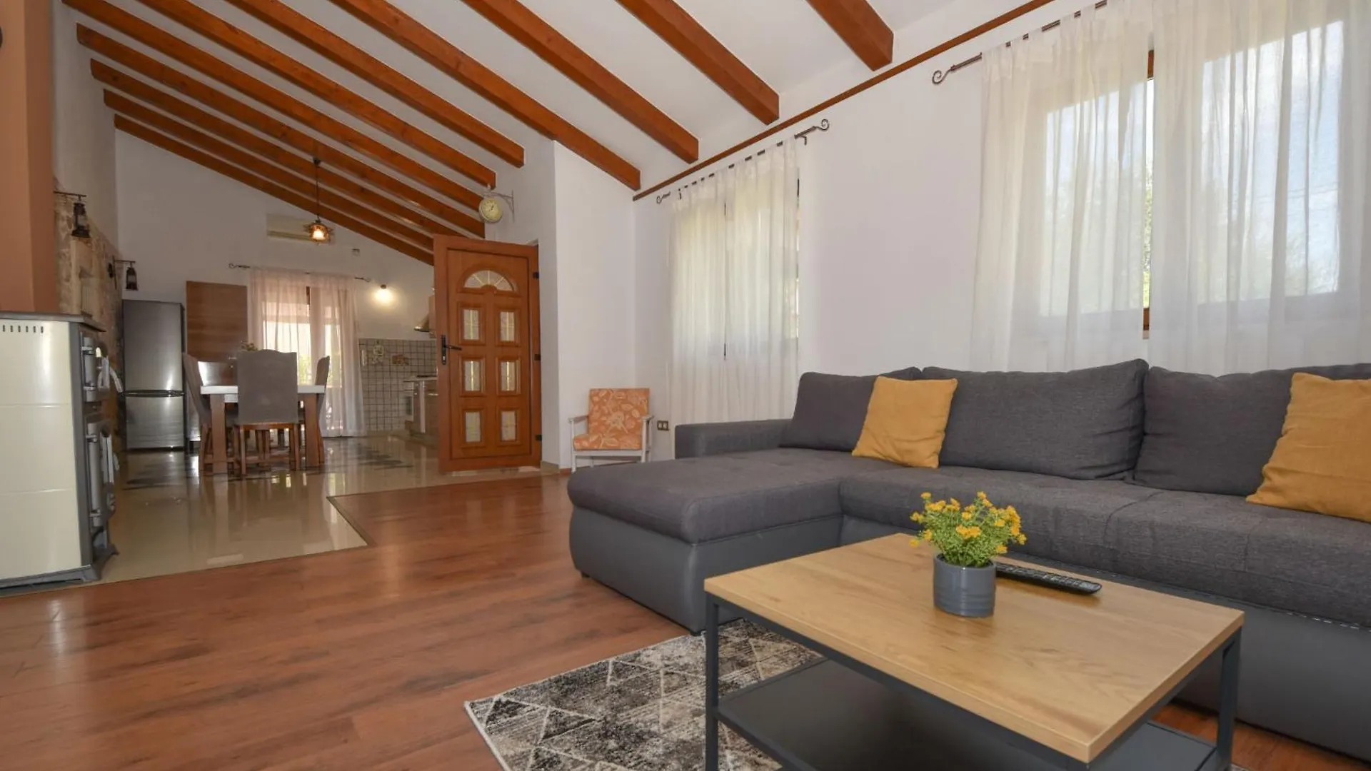 Holiday Home Marko By Interhome Sukosan 0*,