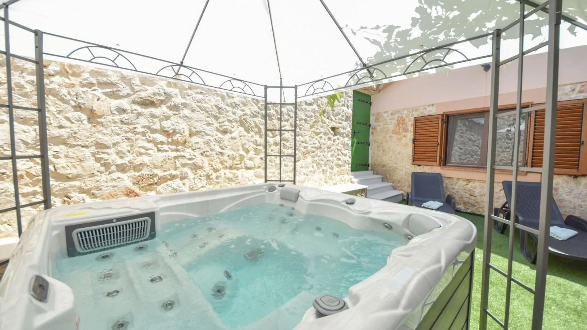 Holiday Home Marko By Interhome Sukosan 0*,