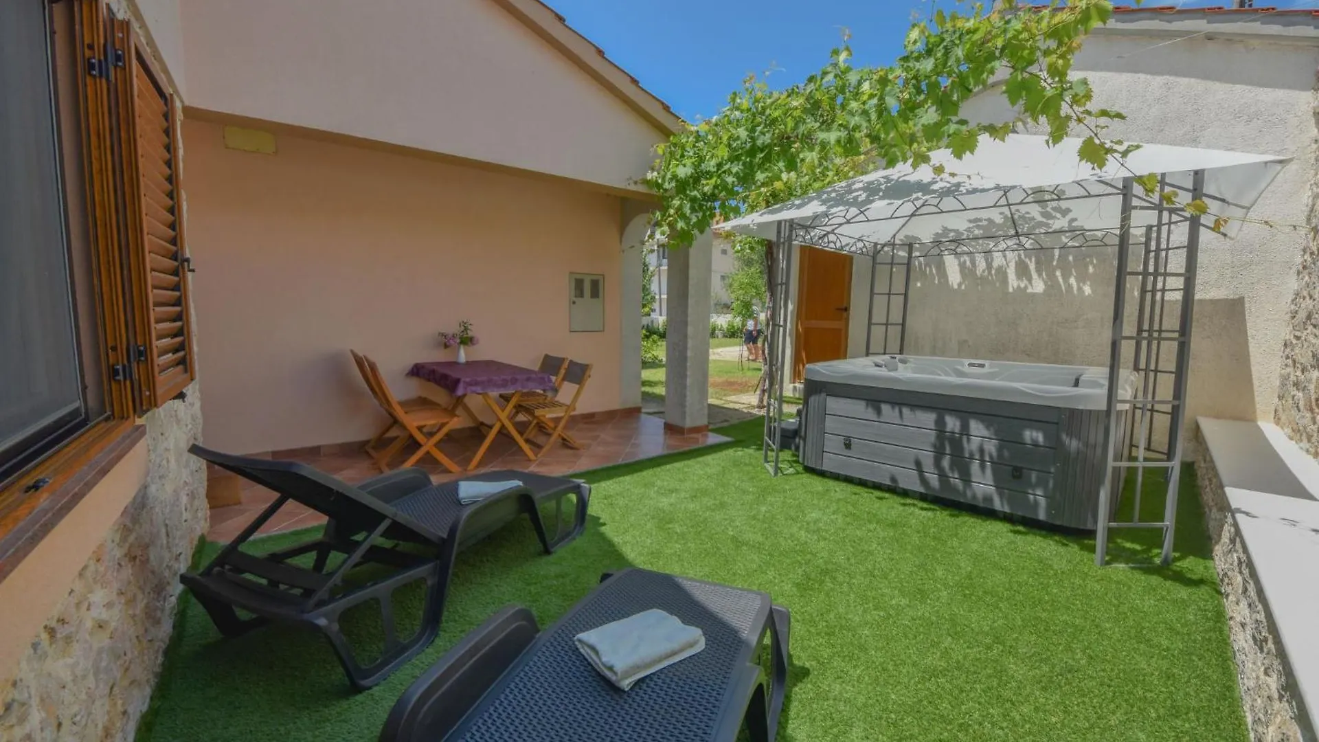 Holiday Home Marko By Interhome Sukosan